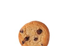 McDonald's Chocolate Chip Cookie Price, Calories & Nutrition Facts (2027)
